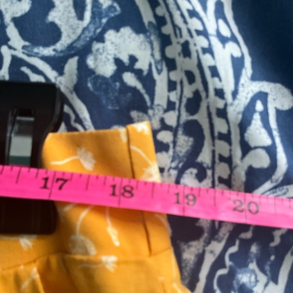 Torrid Mustard Floral Button-Down Skirt 1X - Picture 4 of 6